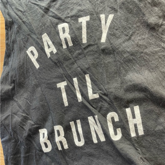 Fun beach top! - Picture 9 of 9